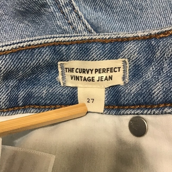 Madewell The Curvy Perfect Vintage Jean in Fiore Wash. - Picture 10 of 13